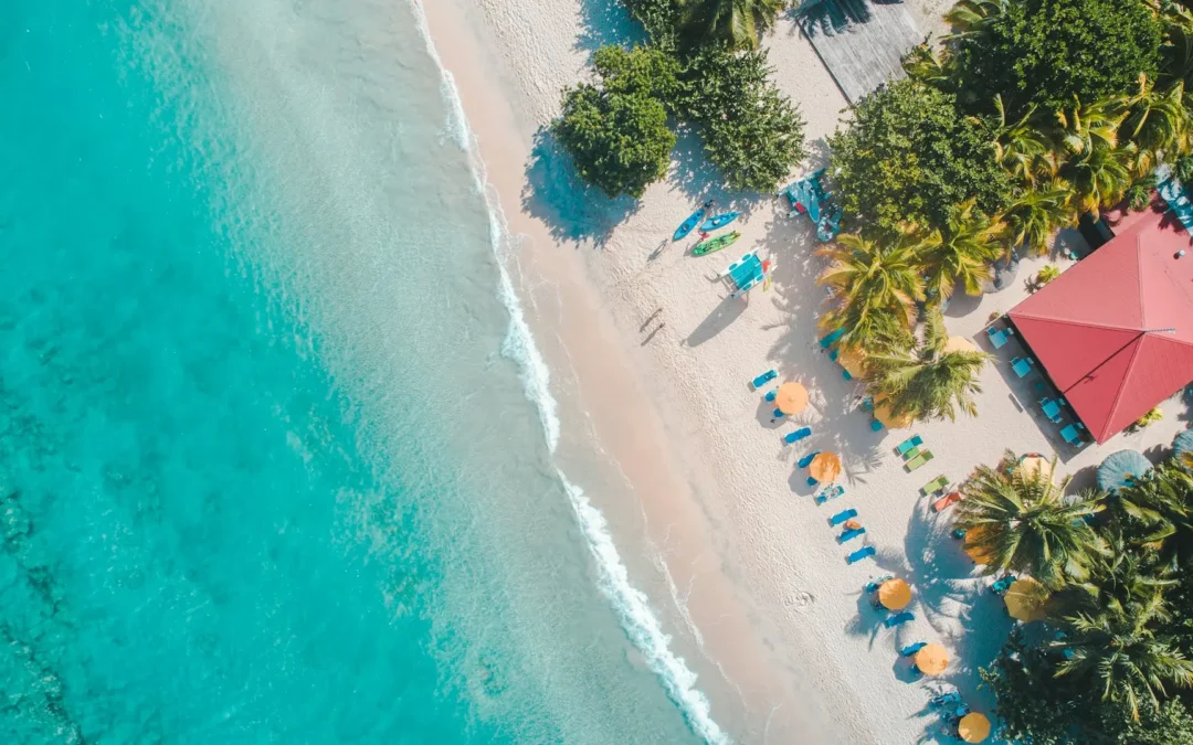 Playas para Pasar Navidad: Celebra las Fiestas Frente al Mar